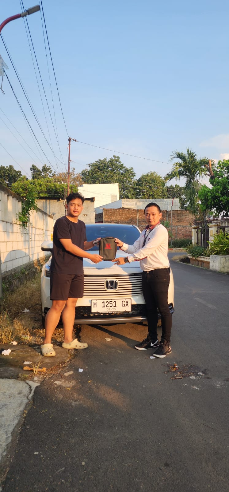 Serah Terima Bapak Herman Gunawan